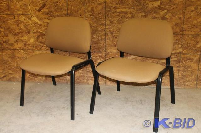 lot 181 image: -Lot of 2 HON cushioned chairs &aci...