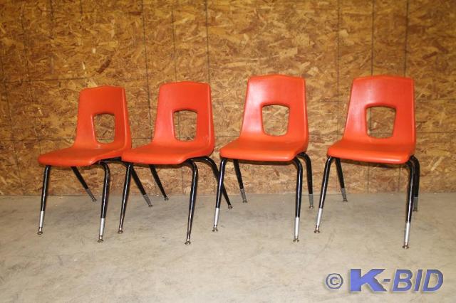 lot 184 image: -Lot of 4 ABC chairs (orange) -Hard...
