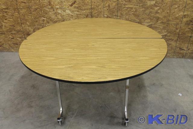 lot 21 image: -60 Fold-up Round Table -29 tall ...