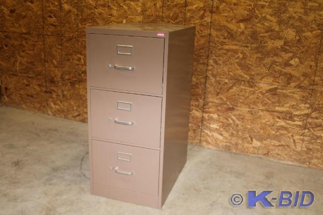 lot 27 image: -3 drawer file cabinet -Doors opera...
