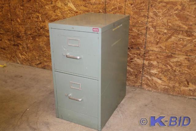 lot 43 image: -2 drawer HON file cabinet -Doors o...
