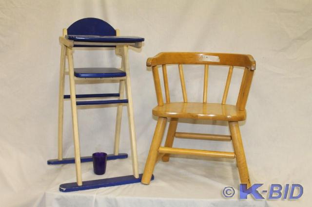 lot 66 image: -Lot includes (2) highchairs, (1) c...