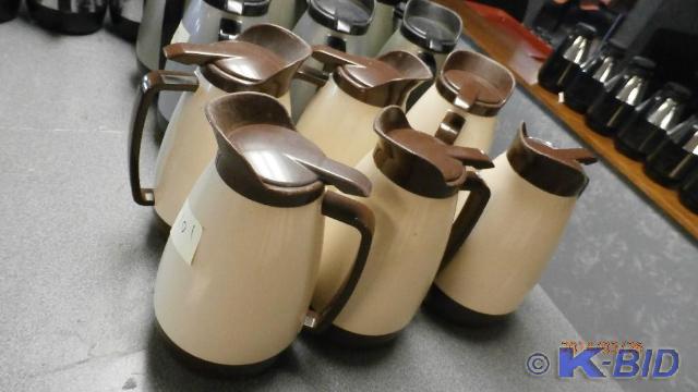 6 Cream Coffee Pots