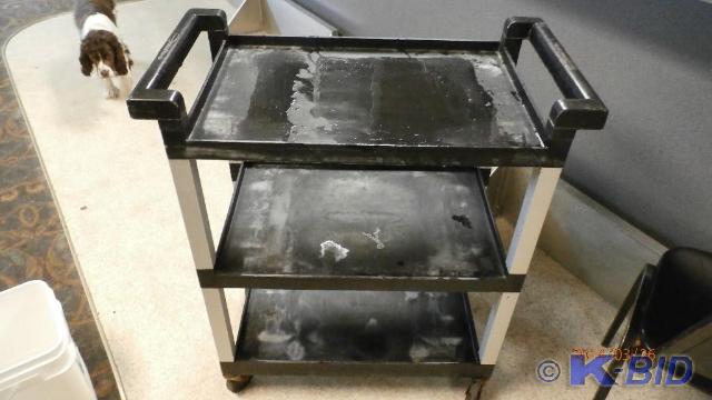 Rubbermaid Brand Bus Tub Cart