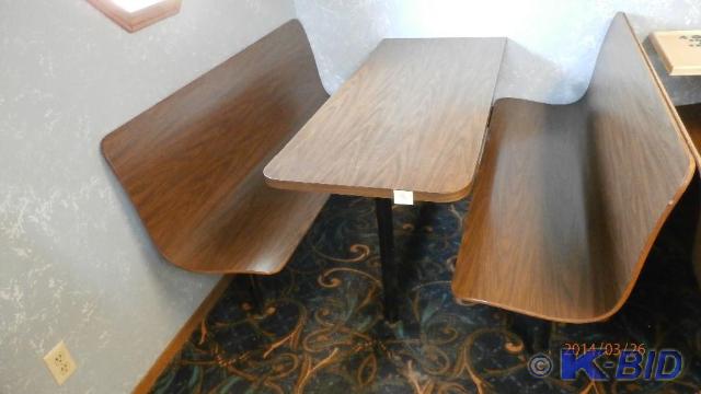All Brown Booth Seats 6