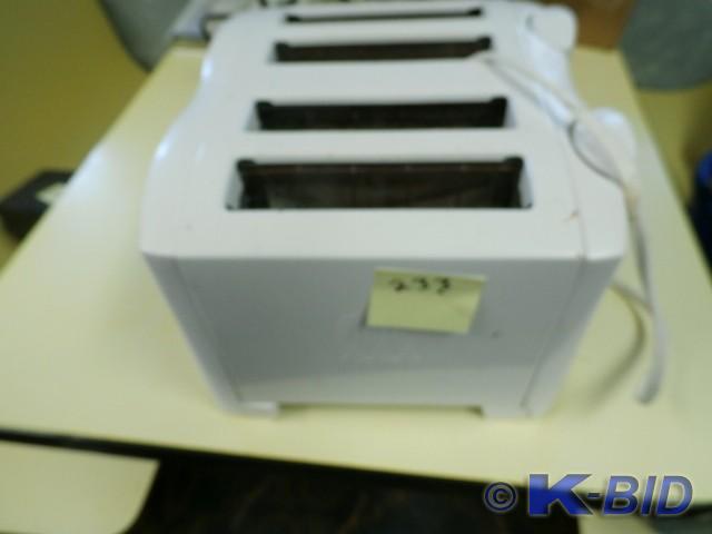 4 Slice Toaster Not Tested