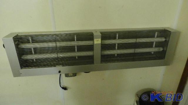 Bug Zapper As Is Buyer Must Remo...