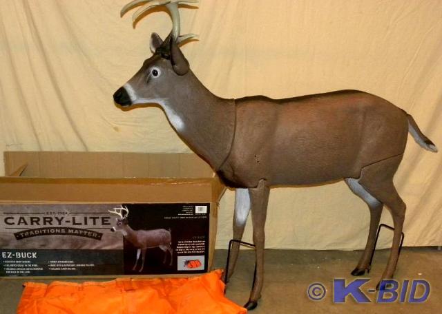 lot 1 image: Carry Lite EZ-Buck Deer Decoy, life...