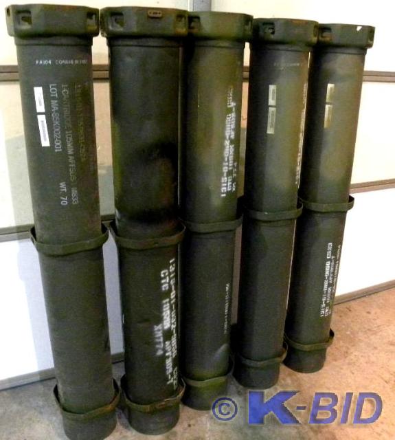 lot 49 image: Lot of 5 U.S. Military 105mm Cylind...