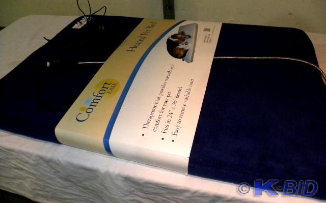 lot 52 image: Large Heated Pet Bed, 99-103&degF,...
