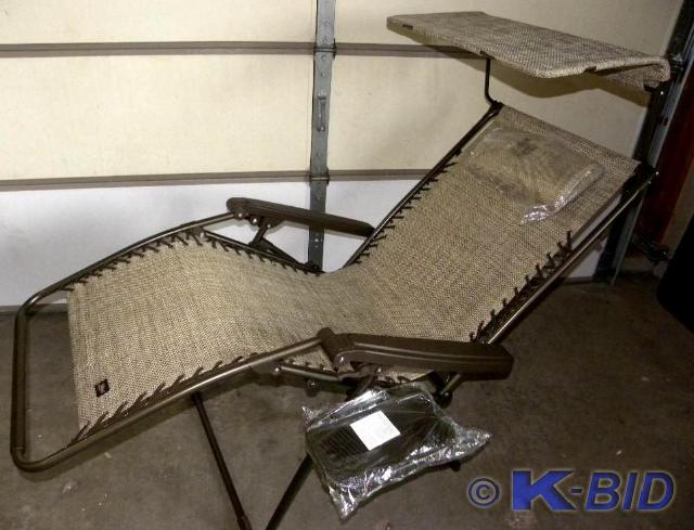 lot 56 image: Bliss Gravity Free Recliner, powder...