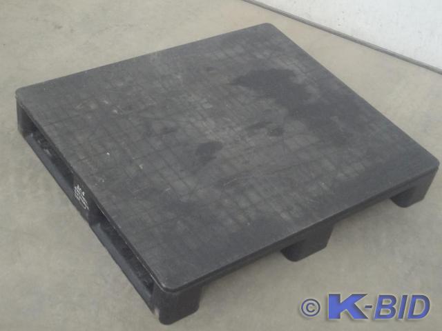Heavy Duty Pallet With 2-Way Fork P...