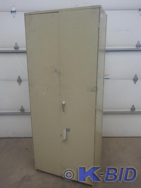 7ftx3ftx18 Steel Shop Cabinet