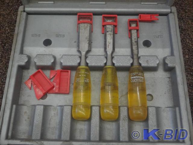 lot 39 image: 3-Piece Stanley Chisel Set