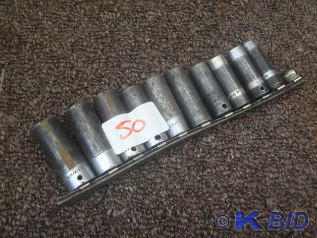 lot 50 image: Snap-On 10-Piece Metric Socket Set,...