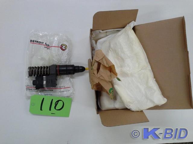 lot 110 image: INJECTOR FUEL SERIES 50 GILLIG R523...