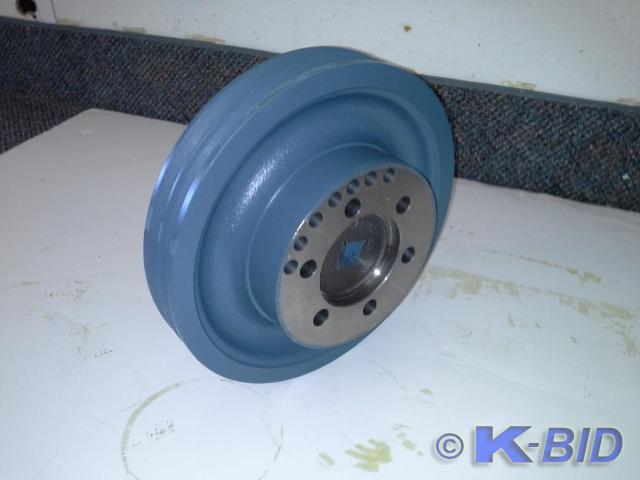lot 177 image: PULLEY ENGINE CRANKSHAFT NEW FLYER ...