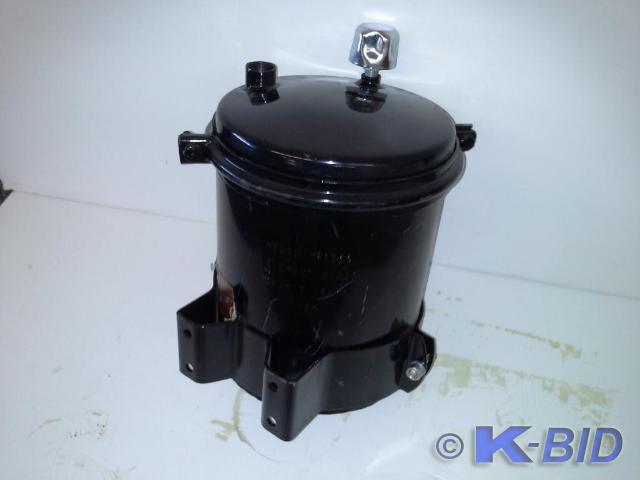 lot 182 image: RESERVOIR HYDRAULIC OIL GILLIG 53-2...