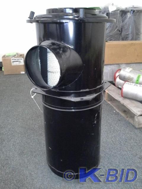 lot 36 image: CLEANER ENGINE AIR ASSY NEW FLYER 3...