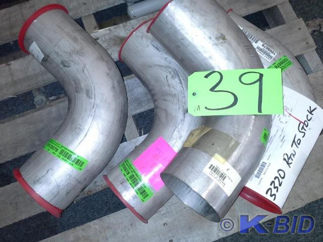 lot 39 image: ELBOW 5 EXHAUST 1998 NEW FLYER 042...