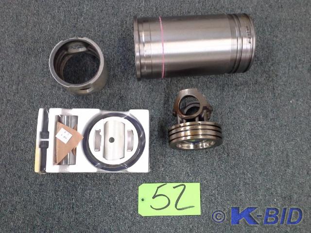 lot 52 image: KIT ENGINE CYLINDER R23532556 50 SE...