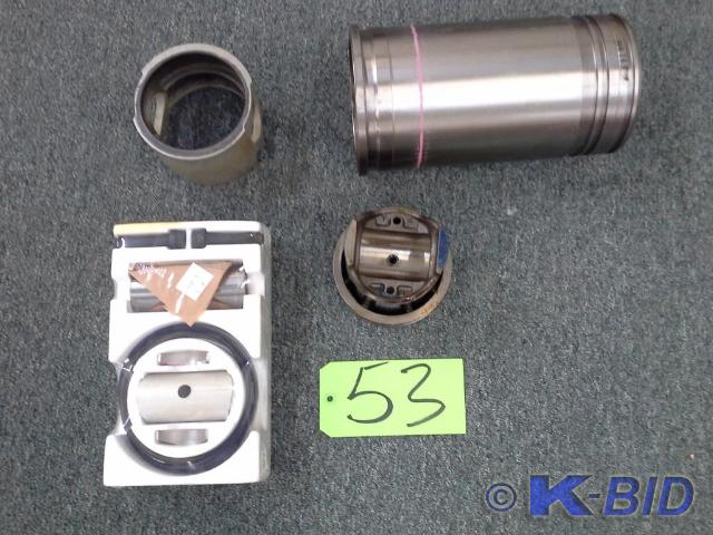lot 53 image: KIT ENGINE CYLINDER R23532556 50 SE...
