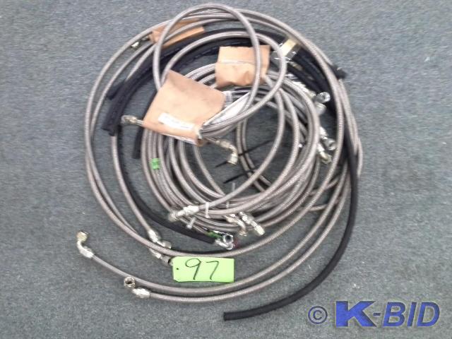 lot 97 image: HOSE HYDRAULIC RESERVOIR GILLIG 46-...