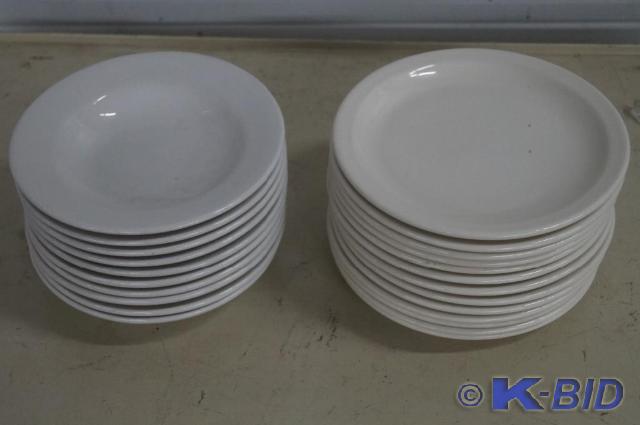 Lot of 10 salad bowls and 12 plates