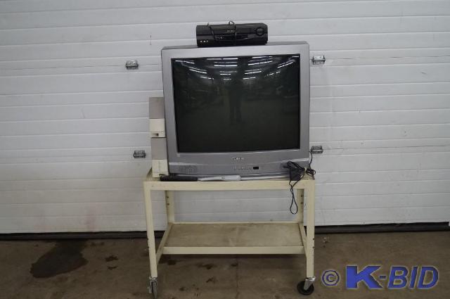 Toshiba 32 inch tv Sony VHS player ...