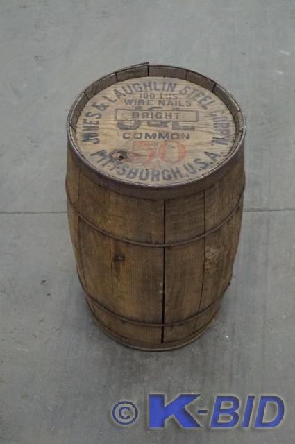 Old barrel of wire nails 100 lbs