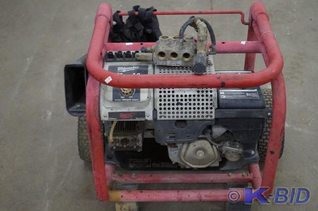 Milwaukee 3750 pressure washer 13 H...
