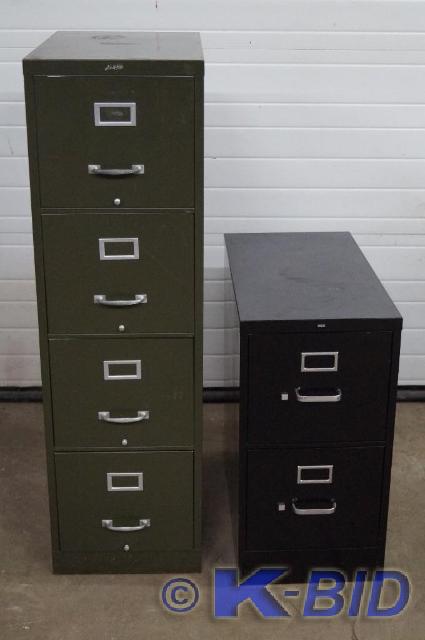 Lot of 2 filing cabinets