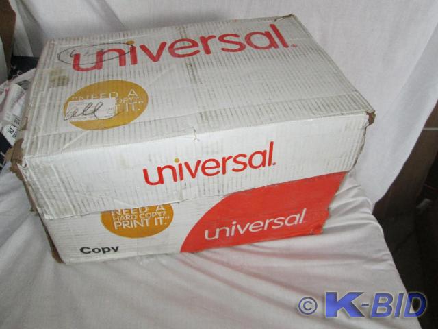 Case of Universal 8.5 x 11 copy pap...