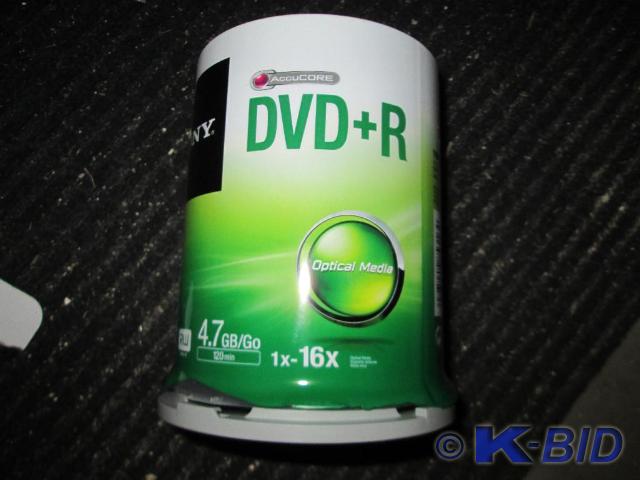 100 Sony DVD  R 4.7 GB discs, case...