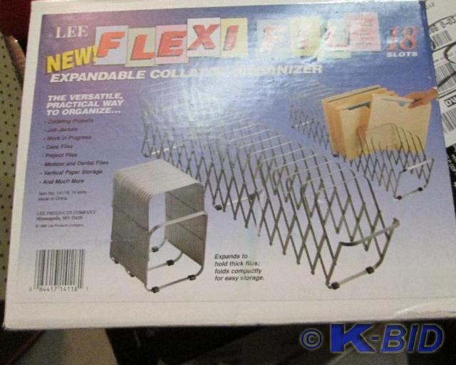Flex file expandable file holder