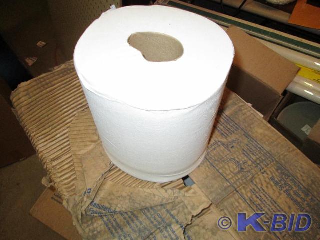 Softpull white center pull towels, ...