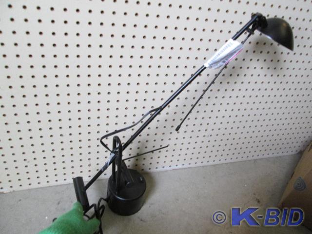 New desk lamp, the adjustment bar i...