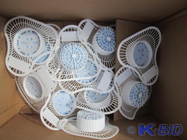 Lot of 11 urinal screens