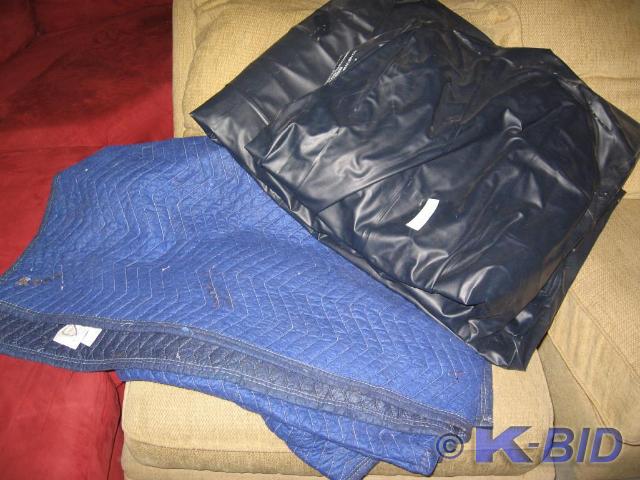 lot 161 image: Queen Intex air mattress with cloth...