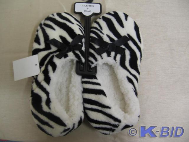 lot 172 image: Ladies size small (5-6) zebra print...