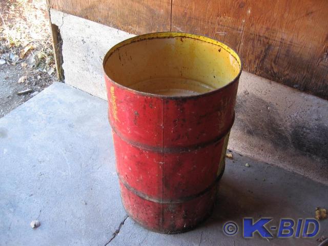 lot 205 image: Drum of vegetable oil fuel, approxi...