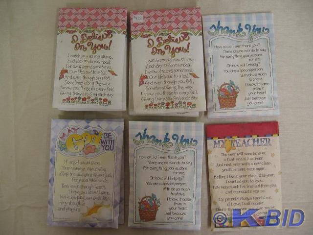 lot 226 image: Lot of drawer or closet scent packe...