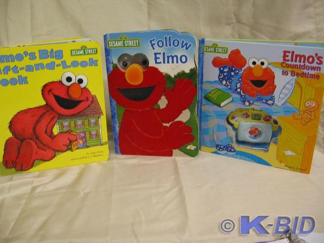 lot 23 image: Elmo books for kids
