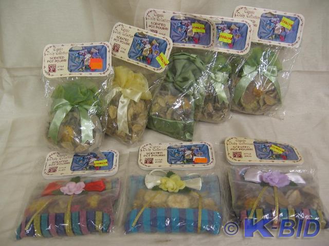 lot 233 image: Scented potpourri doily bags