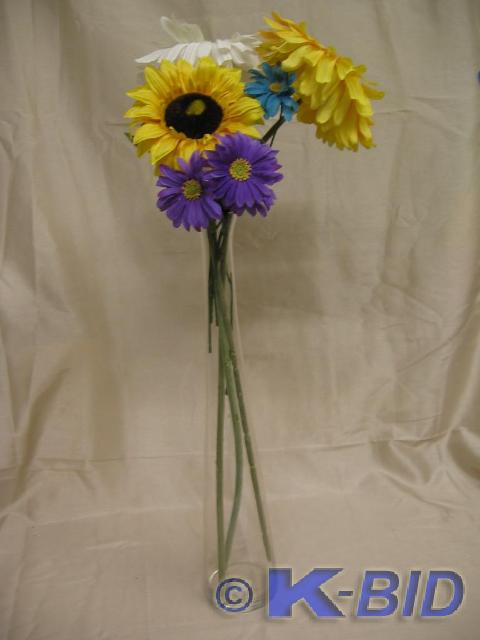 lot 33 image: 20 Ashland vase   8...
