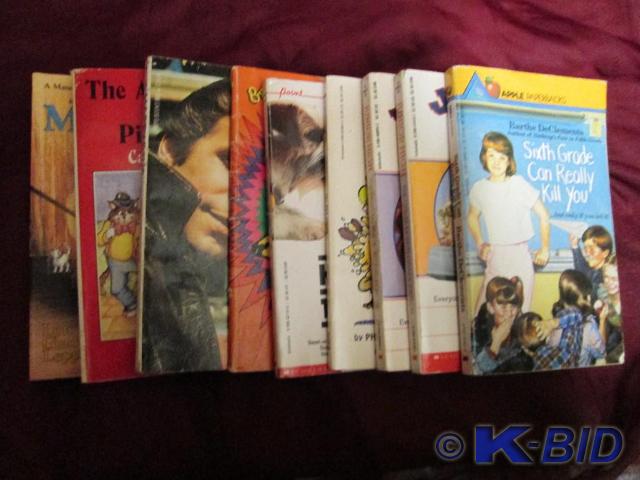 lot 159 image: Lot of adolescent books in good con...