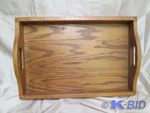 lot 195 image: Wooden serving tray. Measures 21 x ...