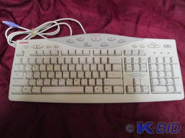 lot 217 image: Compaq keyboard. New but no box or ...