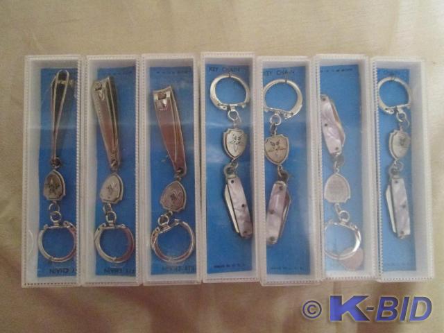 lot 234 image: Lot of 21 nail clippers and nail fi...