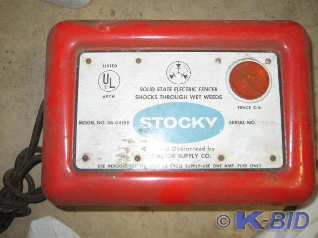 lot 271 image: Stockey model 36-0418B tractor supp...